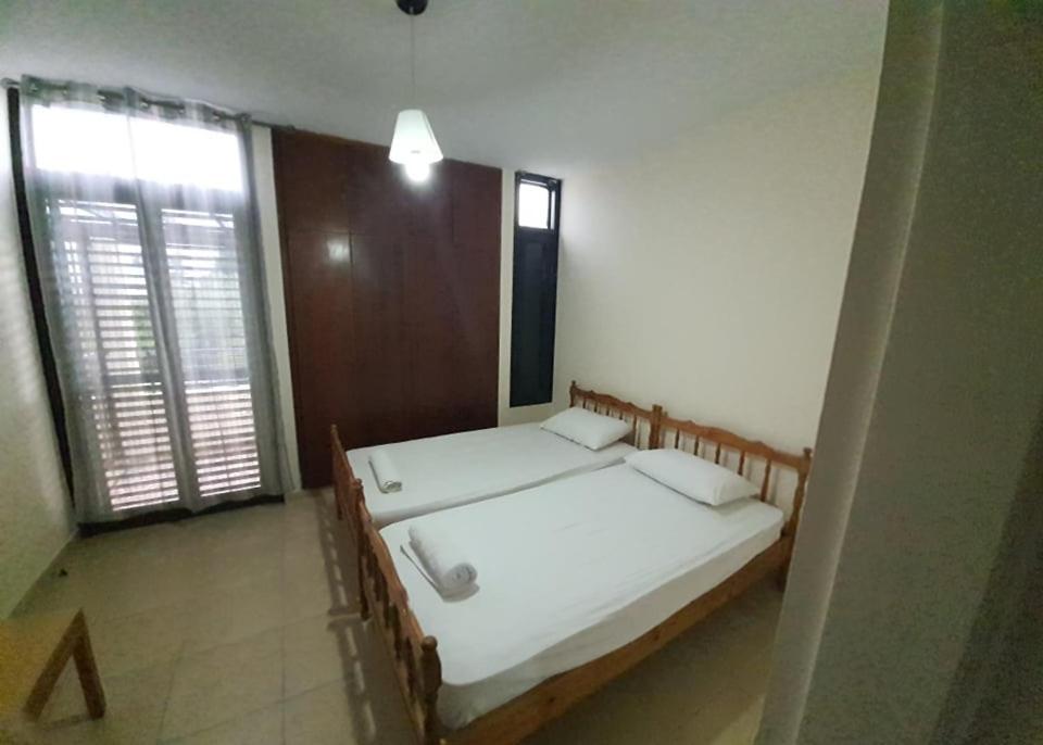 Lovely 2 Bedrooms In The Tourist Area In Paphos . Exterior foto